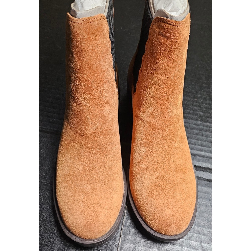Lori Goldstein Wylie Tan Suede Leather Scalloped Chelsea Boots Li-Wylie Womens 5